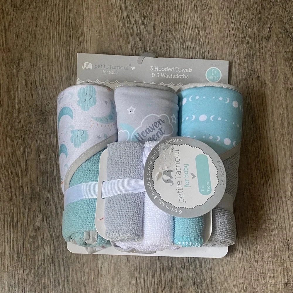 Petite L'amour Baby Hooded Towels and Washcloths Set